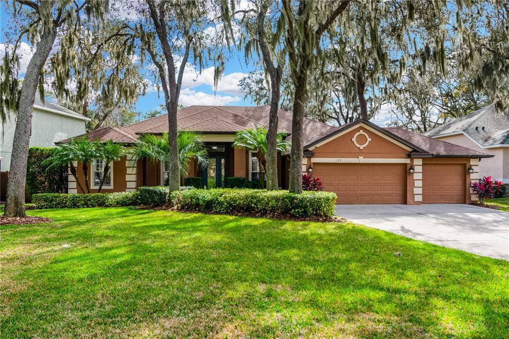 122 FALLING WATER DRIVE
