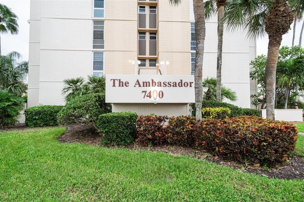 7400 SUN ISLAND DRIVE S UNIT 309 SOUTH PASADENA, FL 33707