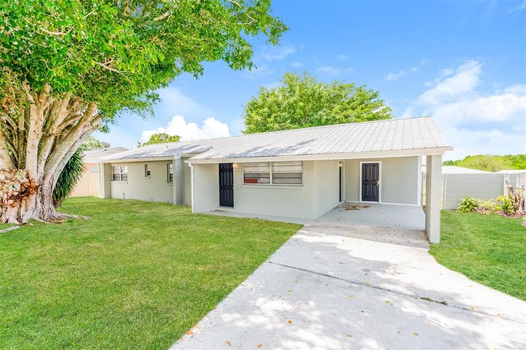 58 MARSHALL LANE FROSTPROOF, FL 33843
