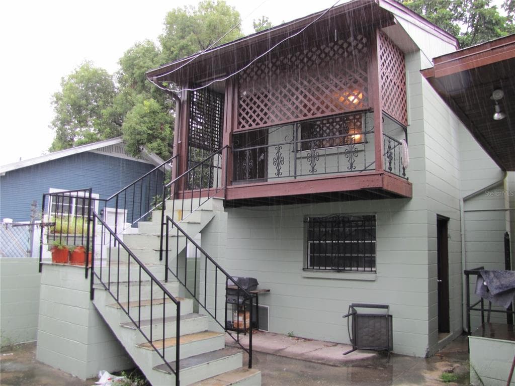 1010 1/2 E 14TH AVENUE TAMPA, FL 33605