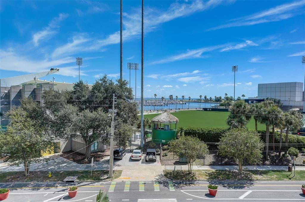 301 1ST STREET S UNIT 202 ST PETERSBURG, FL 33701