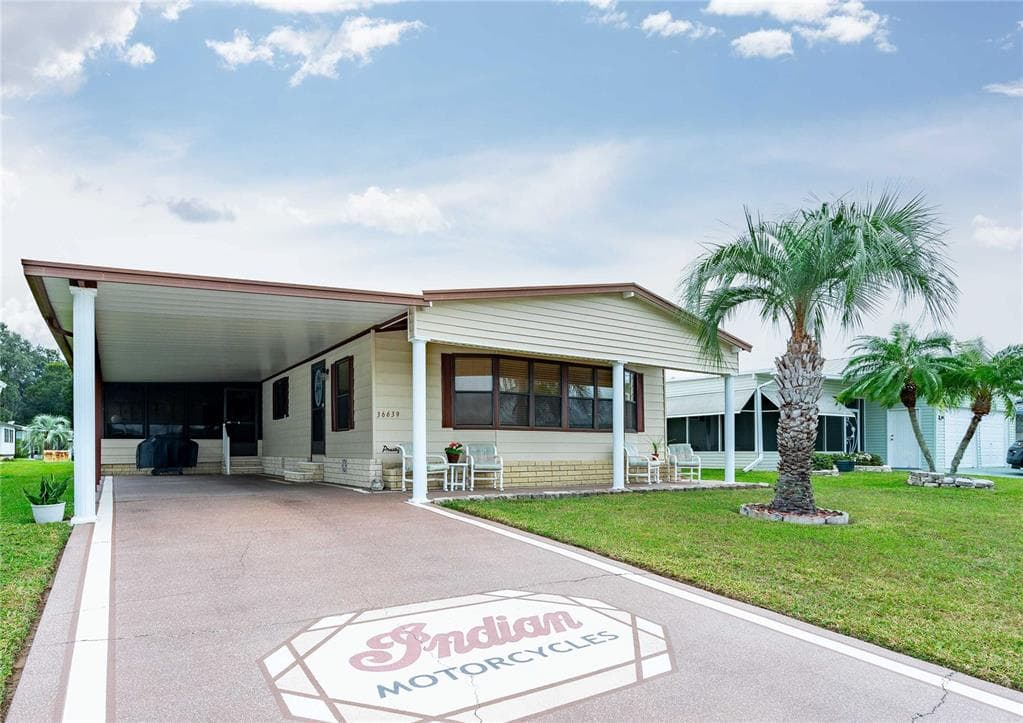 36639 DINA DRIVE ZEPHYRHILLS, FL 33542