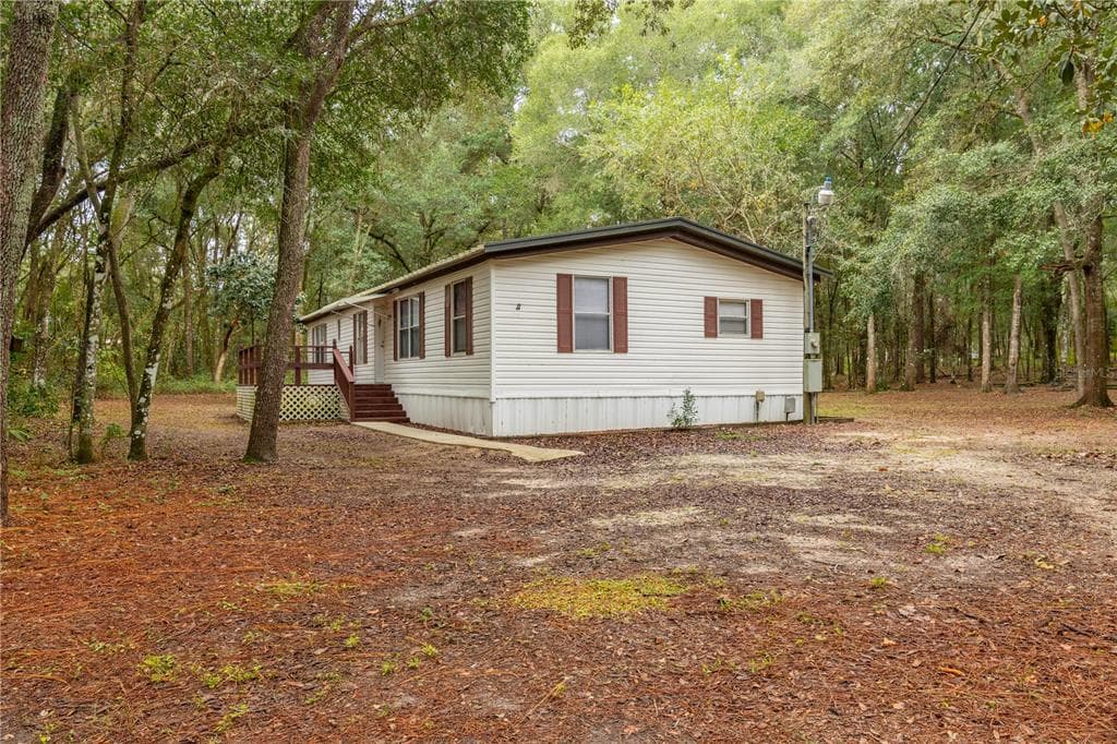 4550 OAKFIELD CIRCLE DADE CITY, FL 33523
