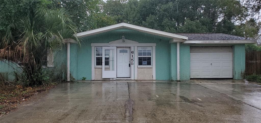 6155 SUMTER DRIVE BROOKSVILLE, FL 34602