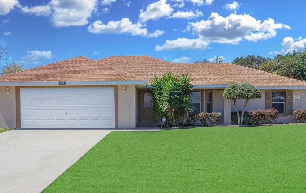 33833 SECRET HILL DRIVE LEESBURG, FL 34788