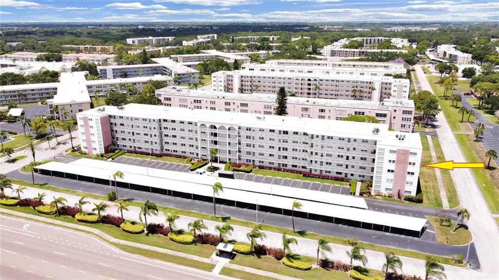 5501 80TH STREET N UNIT 416 ST PETERSBURG, FL 33709