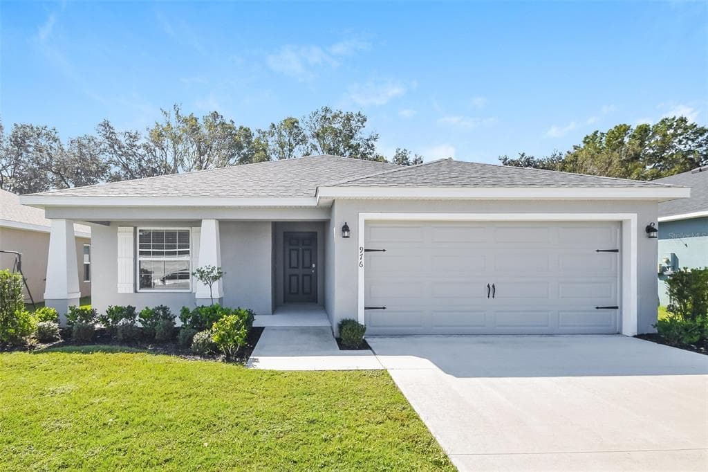 976 BLUE TIDE LANE LAKELAND, FL 33809