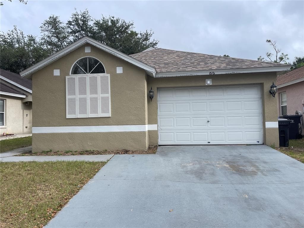 816 CAPE COD CIRCLE VALRICO, FL 33594