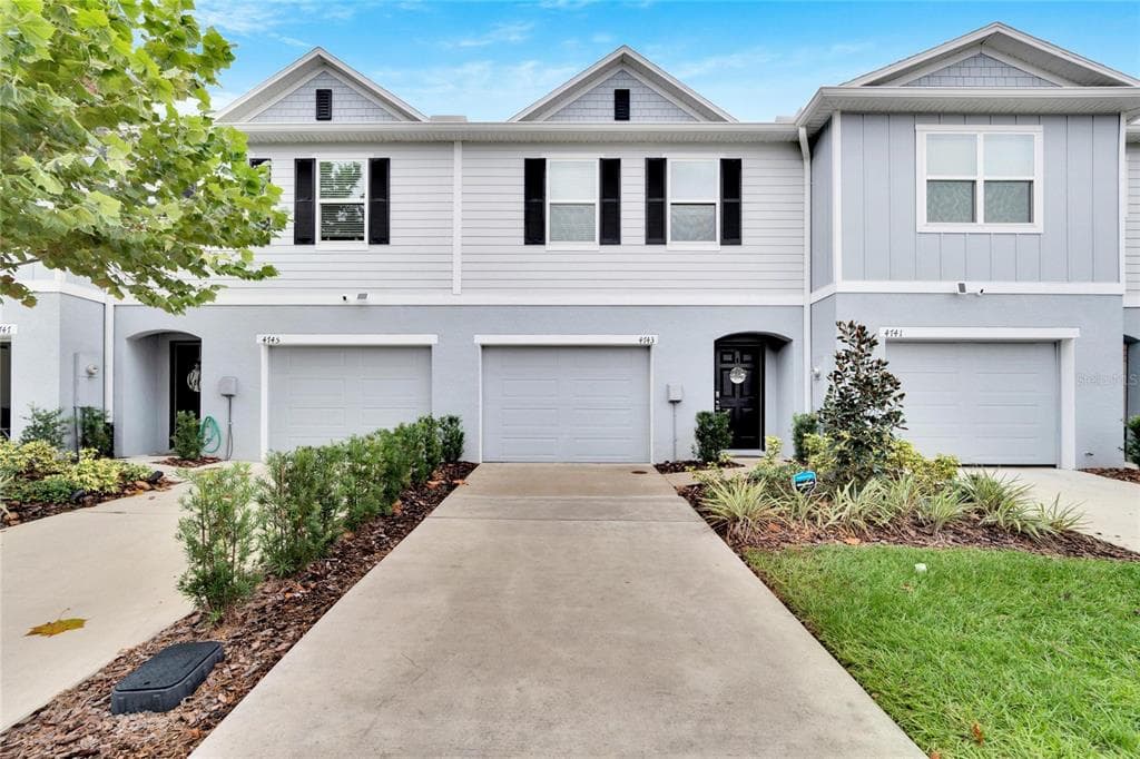 4743 DEER TRACK STREET TAMPA, FL 33610