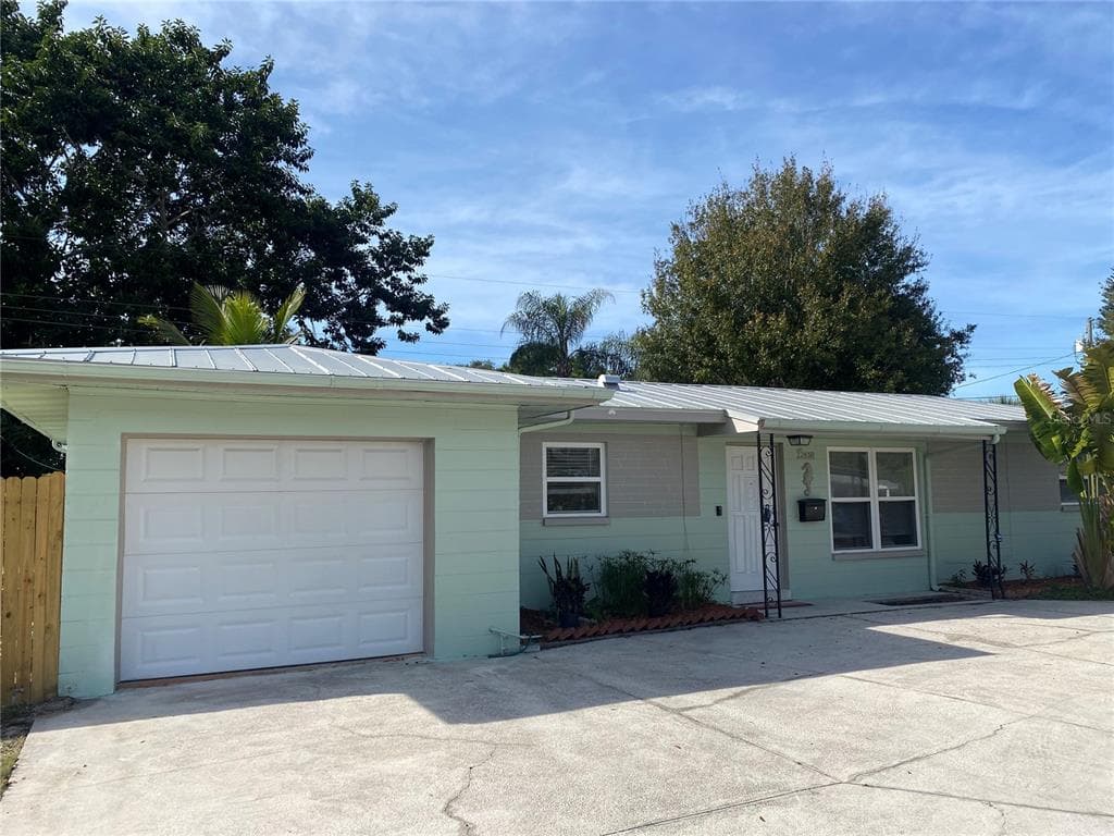7430 17TH WAY N