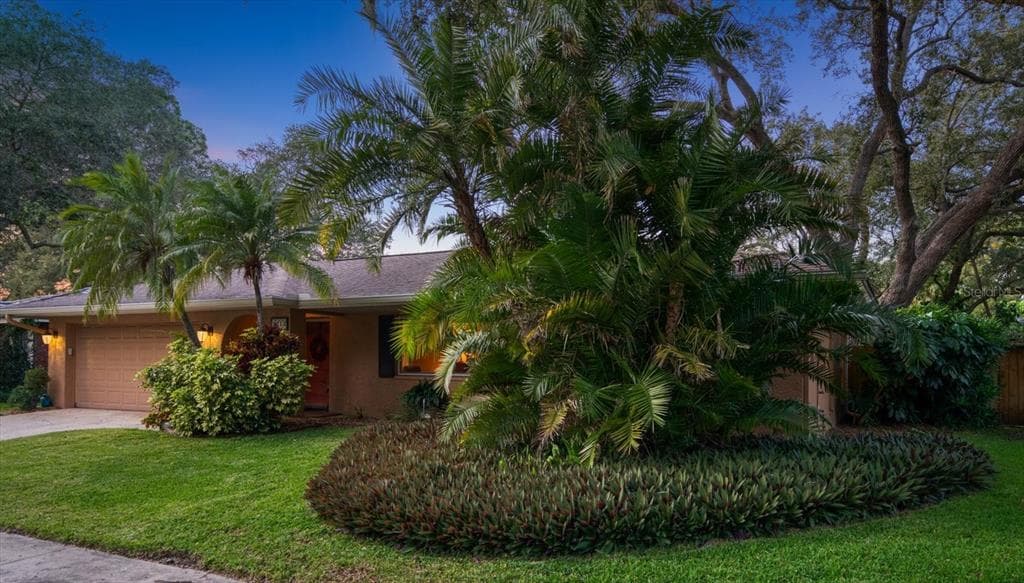 2212 RIVERSIDE DRIVE N CLEARWATER, FL 33764