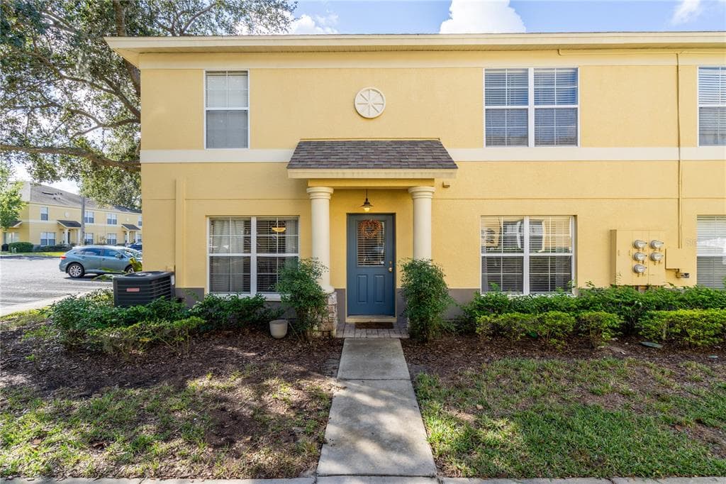 3438 CASTLE STONE COURT VALRICO, FL 33594