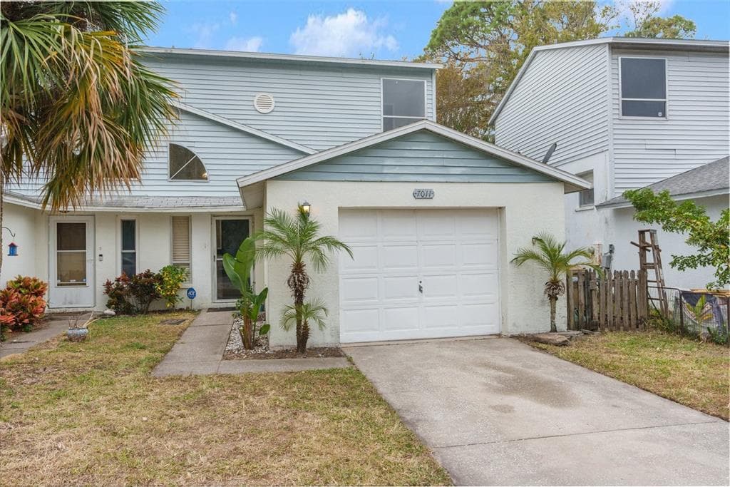 7011 OAKWOOD DRIVE NEW PORT RICHEY, FL 34652