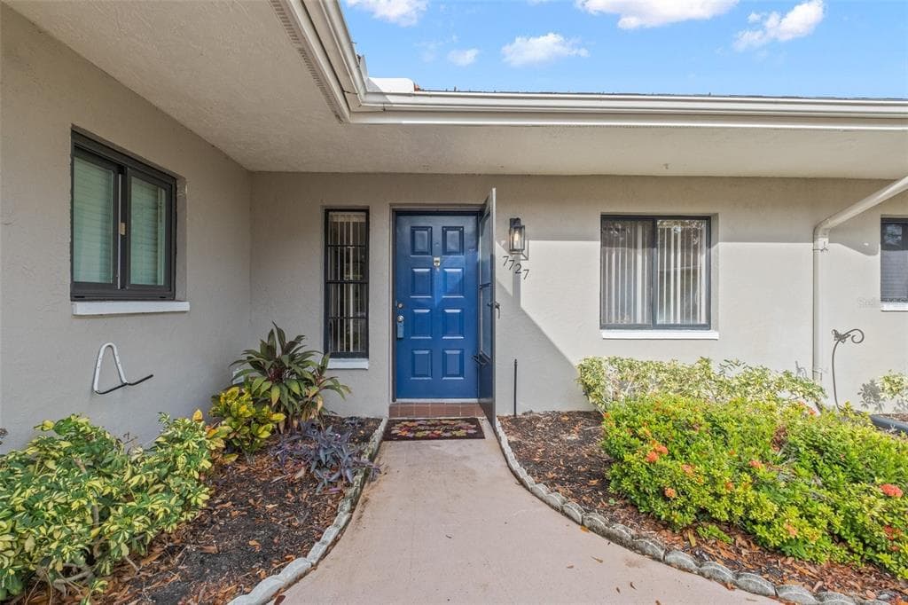 7727 EUREKA DRIVE Bldg 3 HUDSON, FL 34667