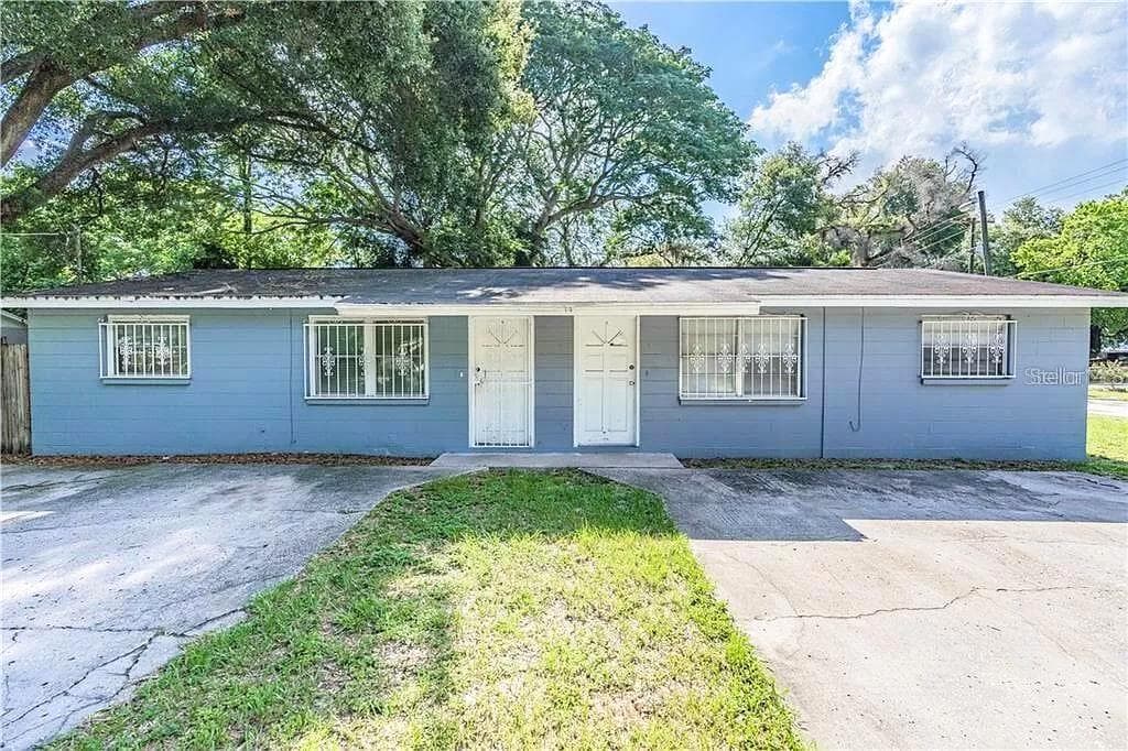 1502 E SEWAHA STREET UNIT B TAMPA, FL 33612