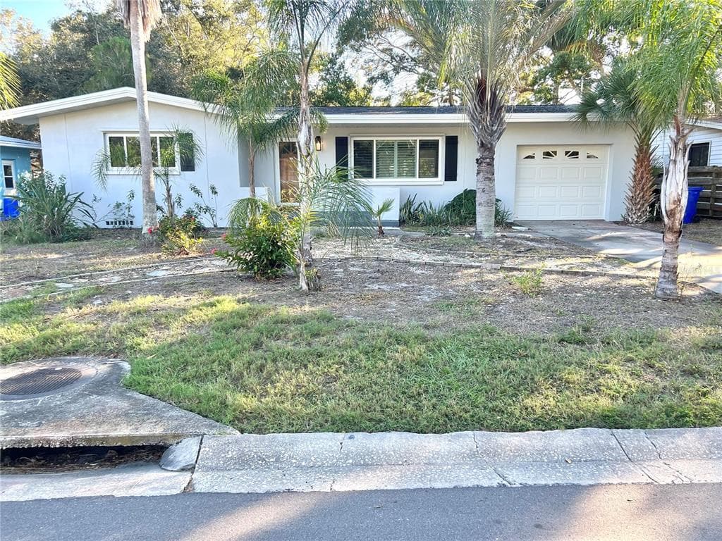 1079 IDLEWILD DRIVE S DUNEDIN, FL 34698