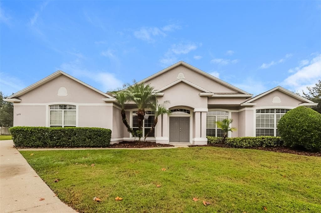 2779 BERKFORD CIRCLE LAKELAND, FL 33810