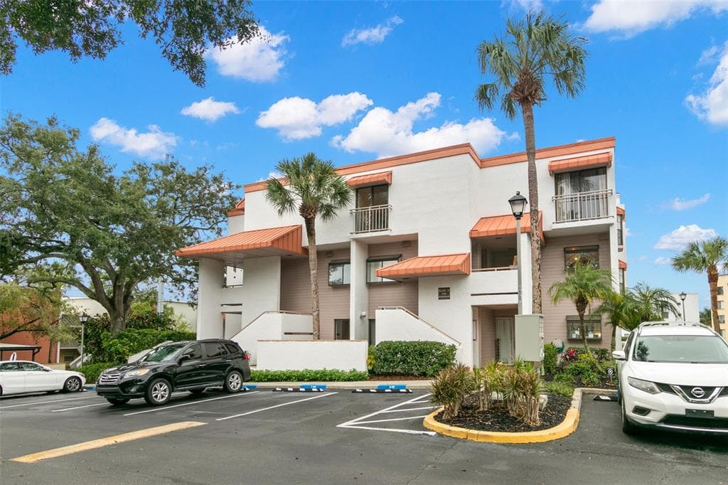 2424 W TAMPA BAY BOULEVARD UNIT K203 TAMPA, FL 33607