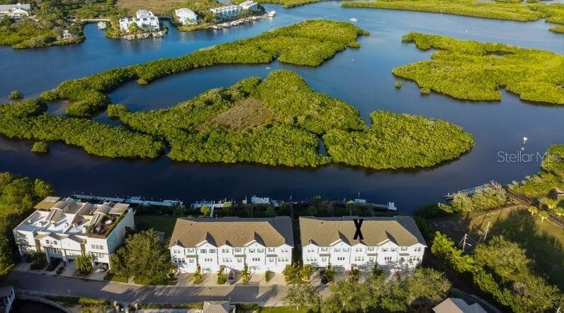 123 ATHENIAN WAY TARPON SPRINGS, FL 34689