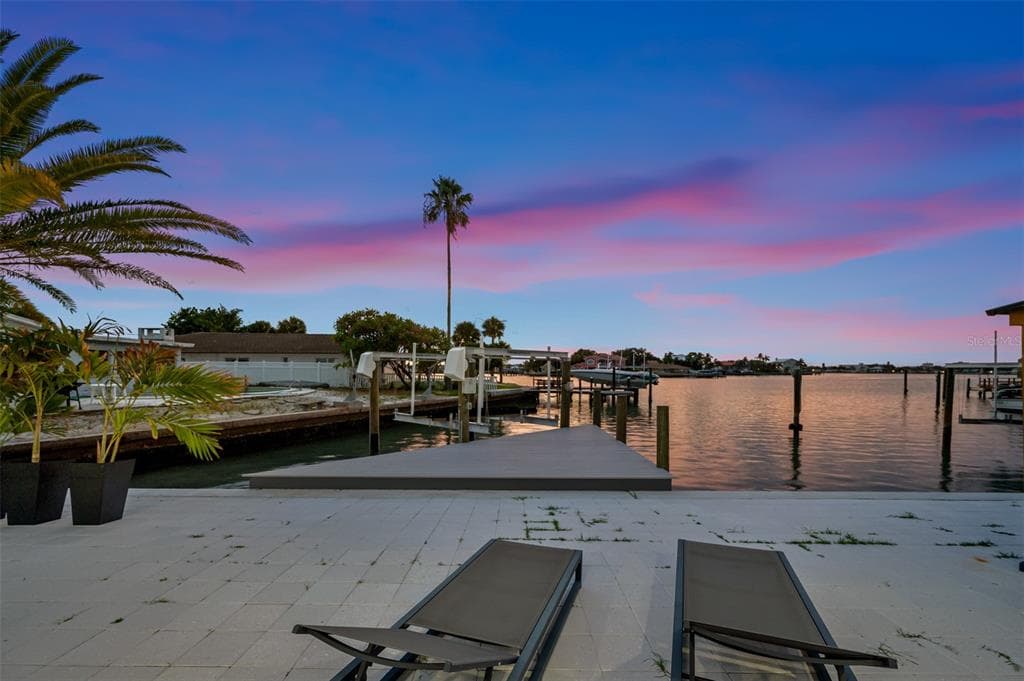 729 59TH AVENUE ST PETE BEACH, FL 33706