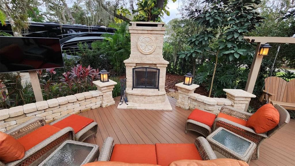 358 POSSUM PATH LAKE WALES, FL 33898