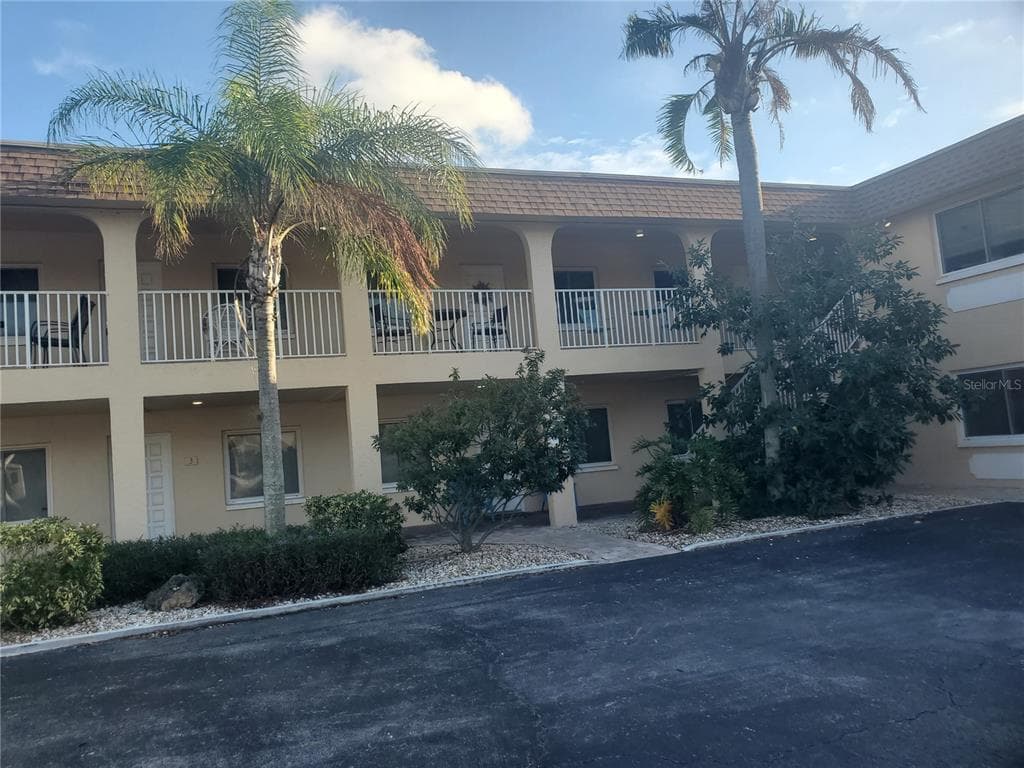 9050 BLIND PASS ROAD UNIT 4 ST PETE BEACH, FL 33706