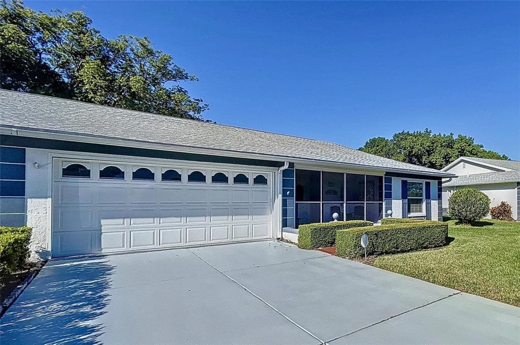 11041 LINKSIDE DRIVE PORT RICHEY, FL 34668