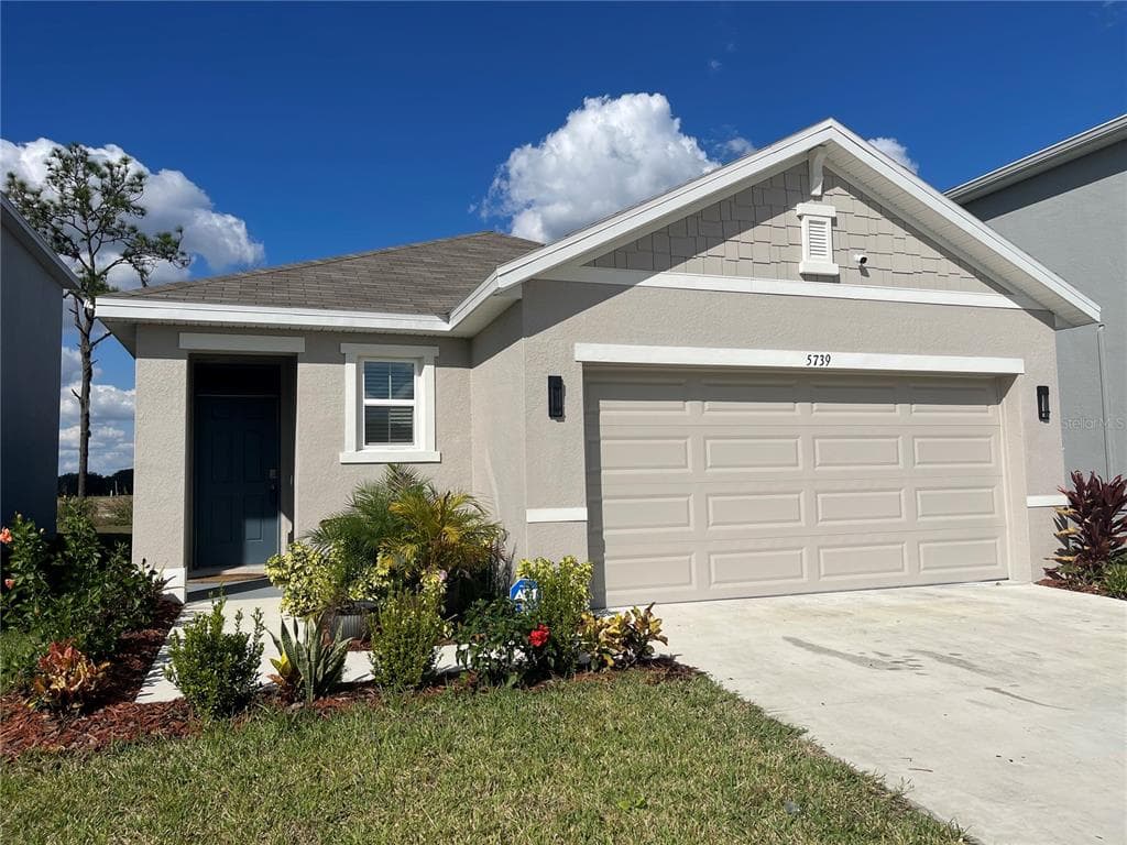 5739 HOLLINGWORTH TRAIL WESLEY CHAPEL, FL 33545