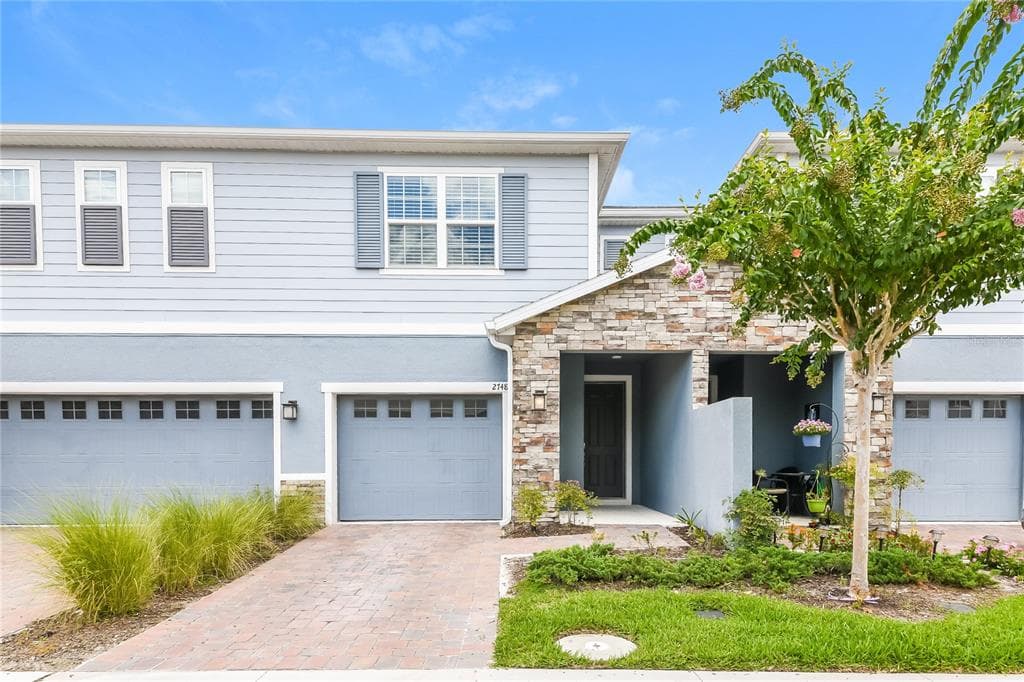 2748 PLEASANT CYPRESS CIRCLE KISSIMMEE, FL 34741
