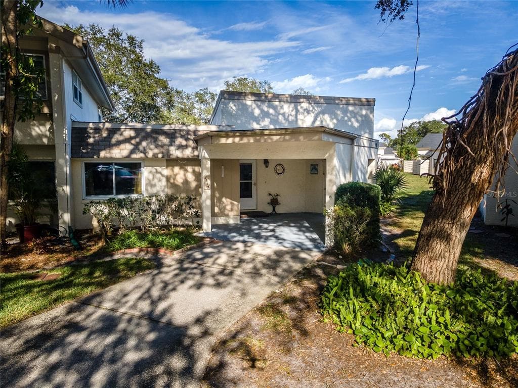 2645 CEDAR VIEW COURT