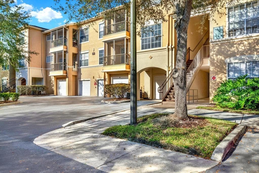 5125 PALM SPRINGS BOULEVARD UNIT 6306 TAMPA, FL 33647