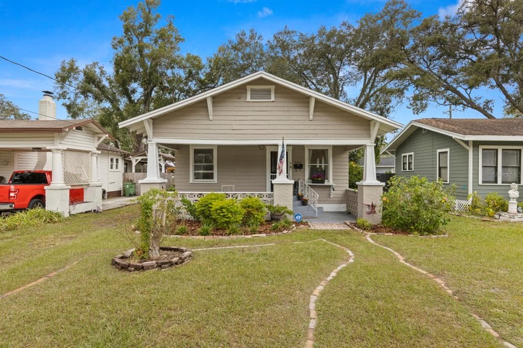4920 N SUWANEE AVENUE TAMPA, FL 33603