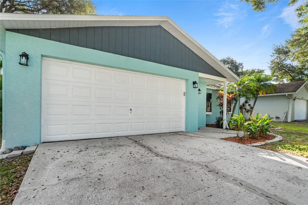 1729 EVANS DRIVE CLEARWATER, FL 33759