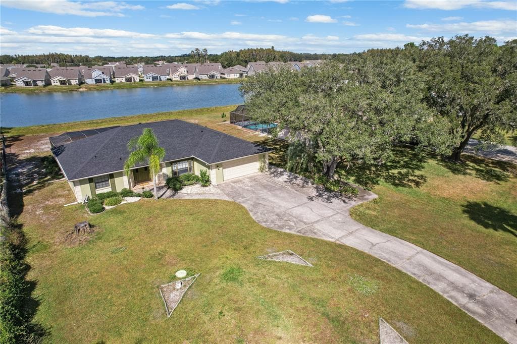 6069 OLD PASCO ROAD WESLEY CHAPEL, FL 33544