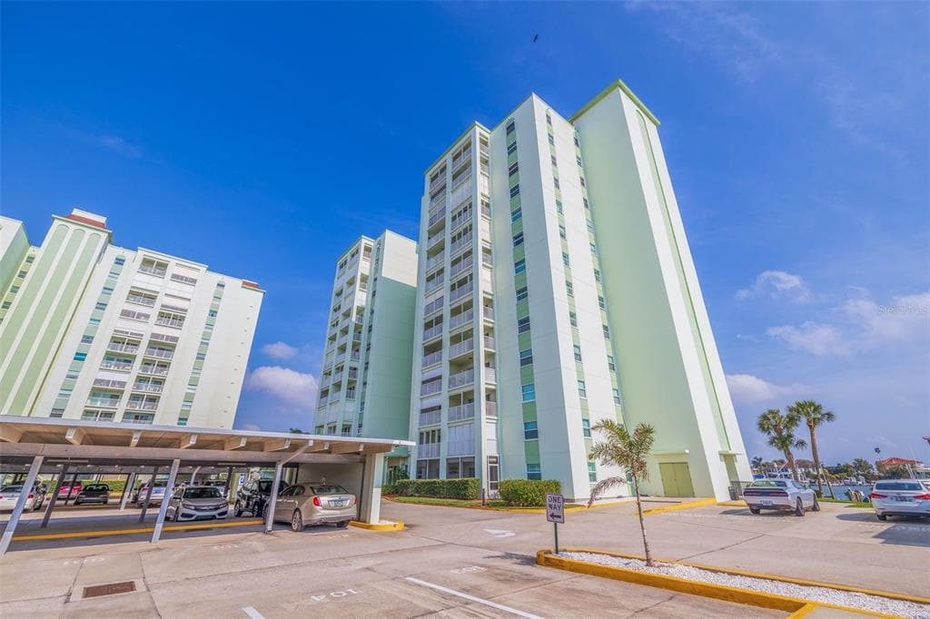 400 64TH AVENUE UNIT 508 ST PETE BEACH, FL 33706