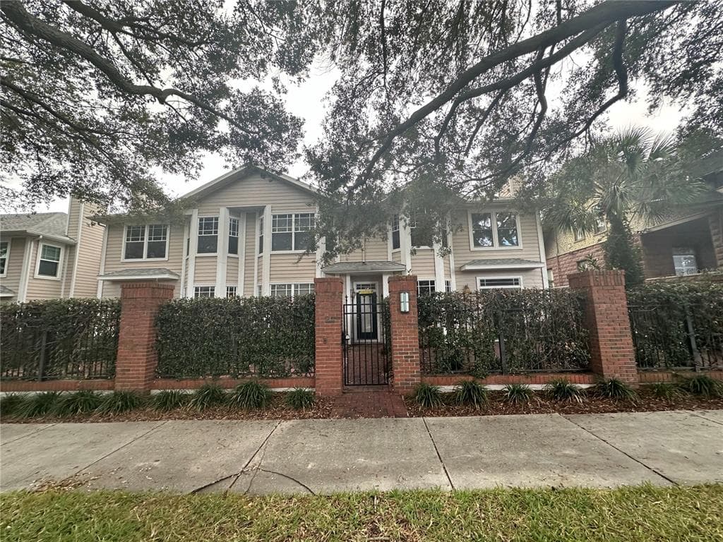 350 2ND STREET N UNIT 2 ST PETERSBURG, FL 33701