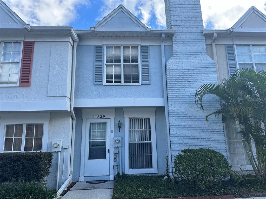 11339 GRANDVILLE DRIVE TEMPLE TERRACE, FL 33617