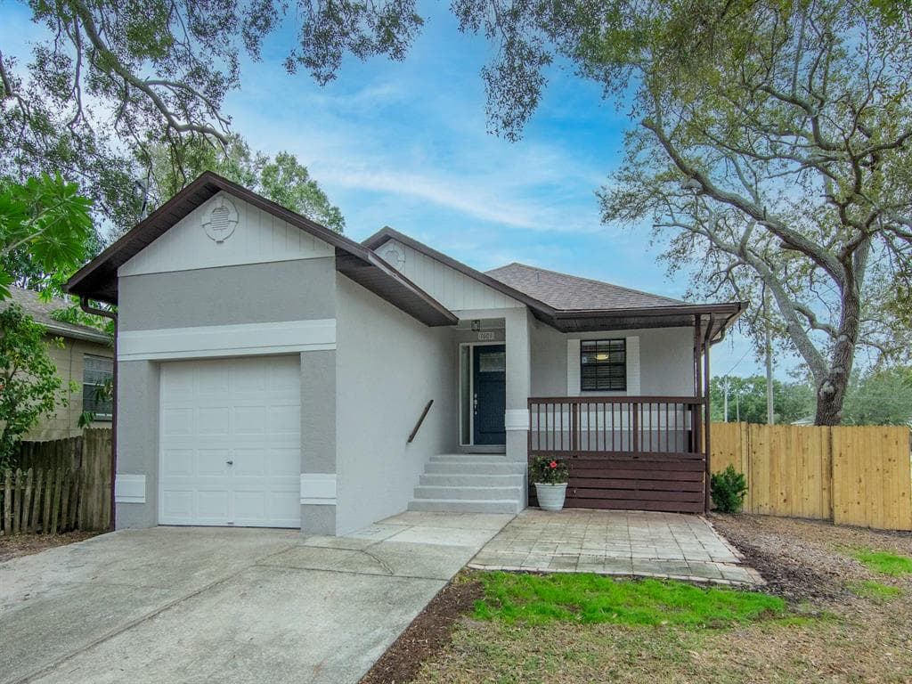 7601 S SHERRILL STREET TAMPA, FL 33616