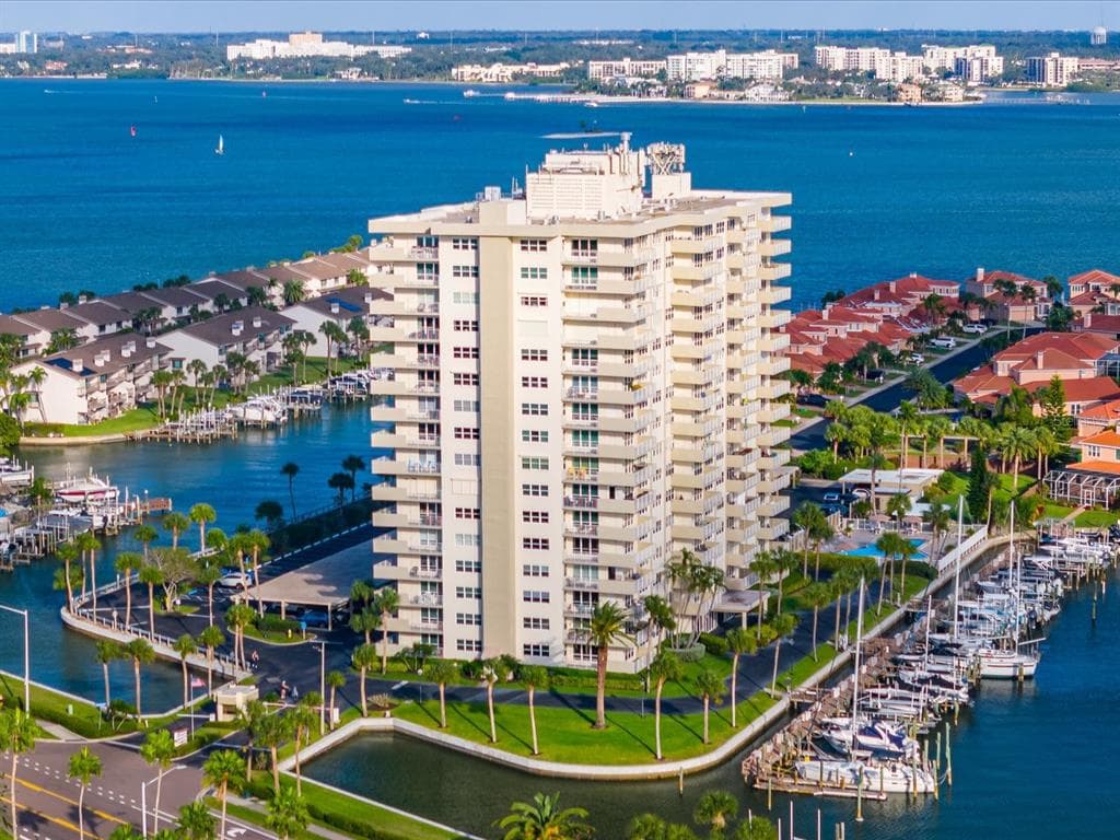 1621 GULF BOULEVARD UNIT 1604 CLEARWATER, FL 33767