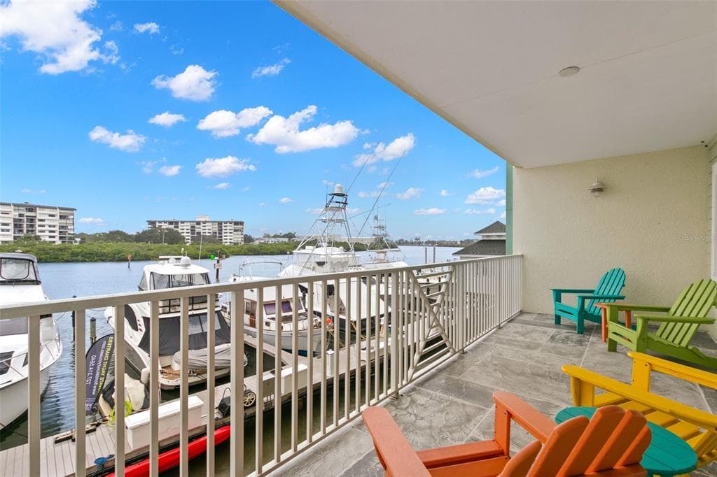 399 C 2ND STREET UNIT 220 INDIAN ROCKS BEACH, FL 33785