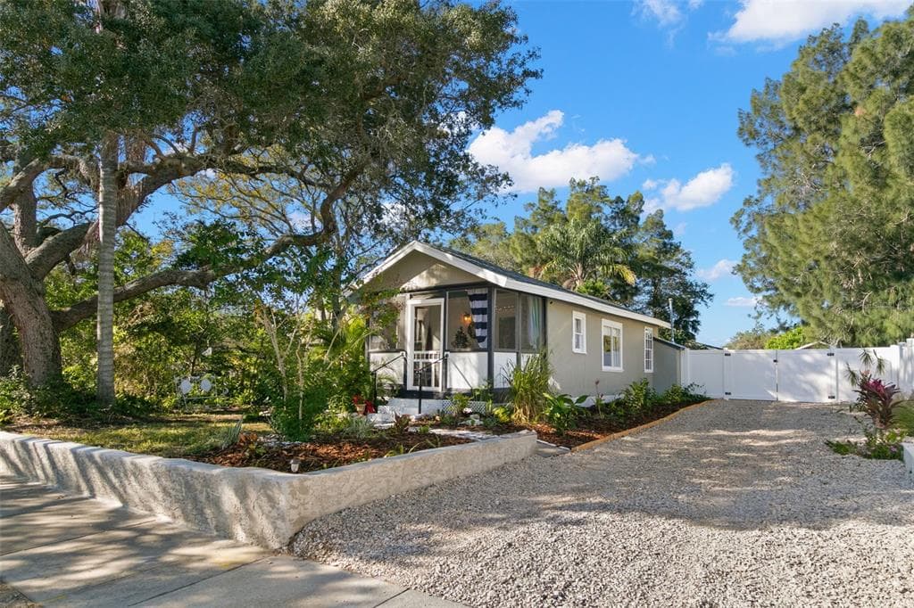 1838 OVERBROOK AVENUE CLEARWATER, FL 33755