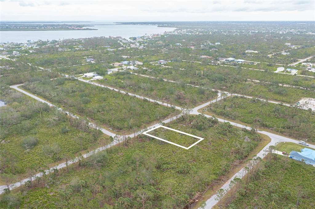 3205 PICKETT STREET PORT CHARLOTTE, FL 33981