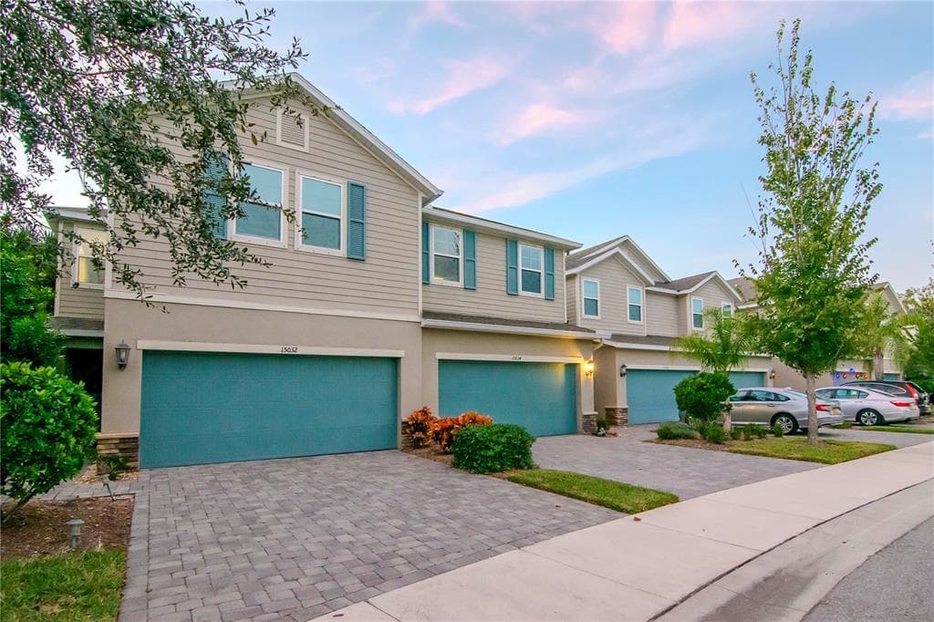 15034 BLUE QUAKER PLACE TAMPA, FL 33613