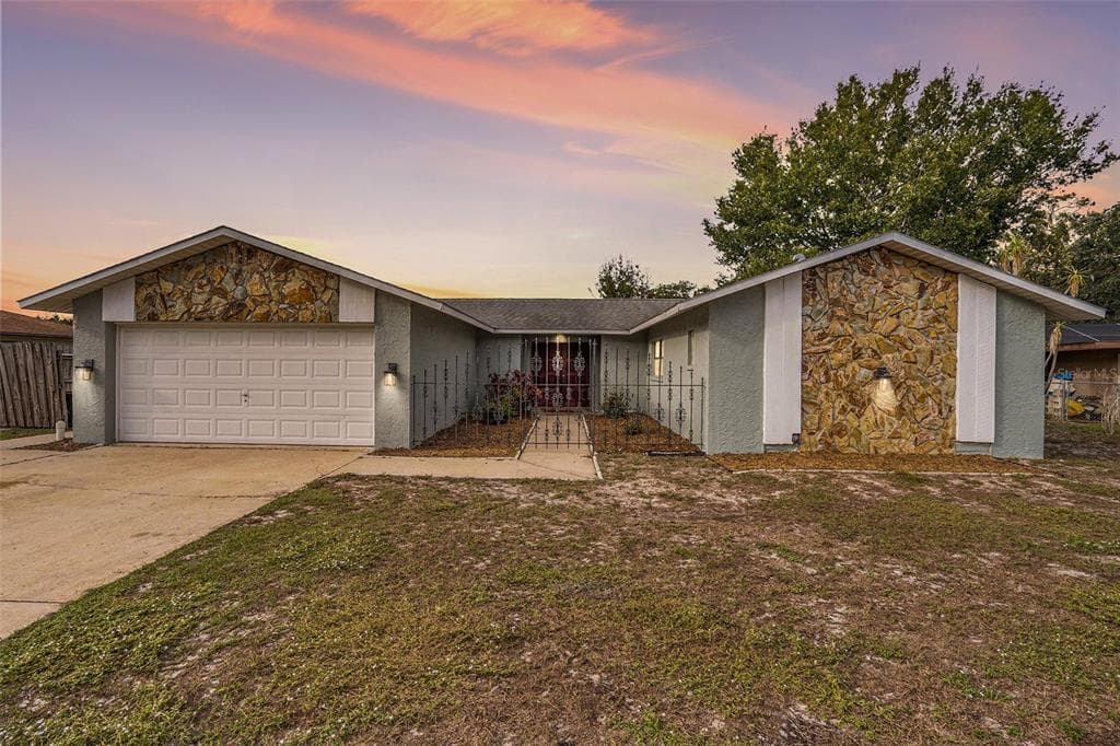 7535 LAUREL OAK COURT PORT RICHEY, FL 34668