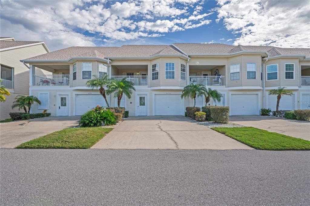 8236 AQUILA STREET PORT RICHEY, FL 34668
