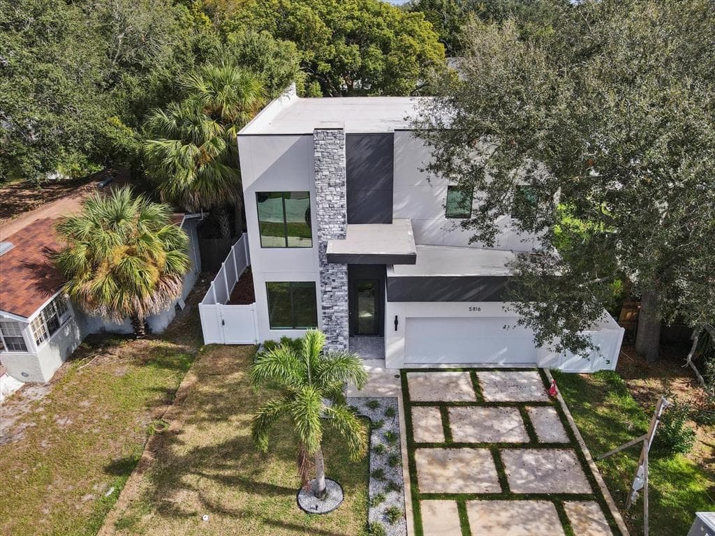 5816 S 3RD STREET TAMPA, FL 33611