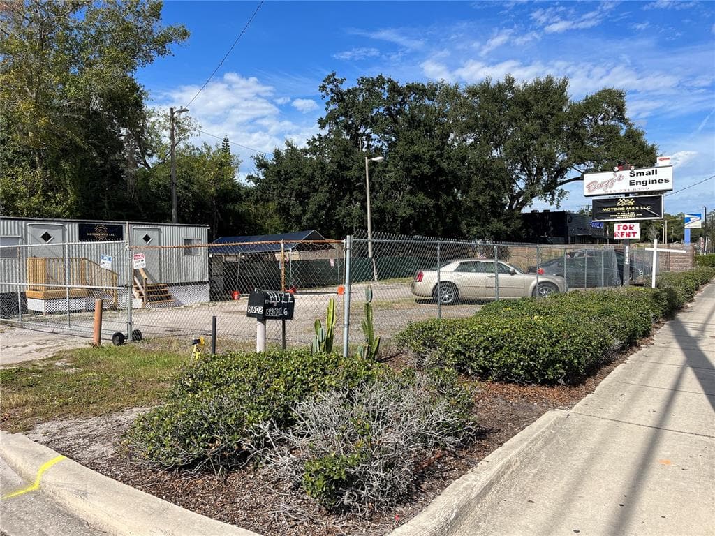 6602 N NEBRASKA AVENUE TAMPA, FL 33604