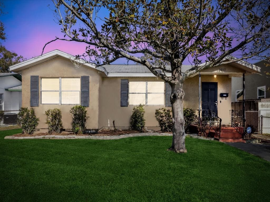 1037 55TH AVENUE N ST PETERSBURG, FL 33703