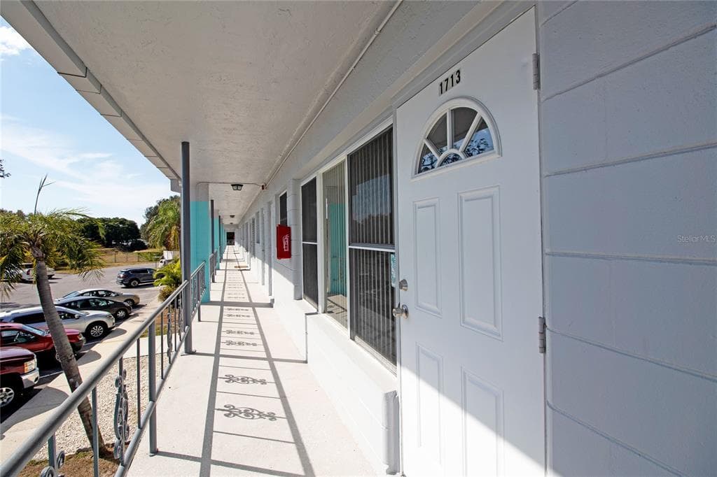 5861 42ND TERRACE N UNIT 1713
