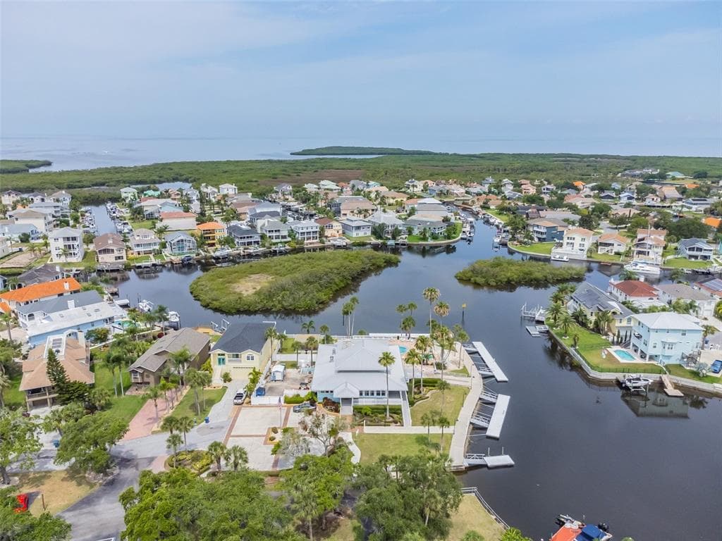 6101 BAYSIDE DRIVE NEW PORT RICHEY, FL 34652